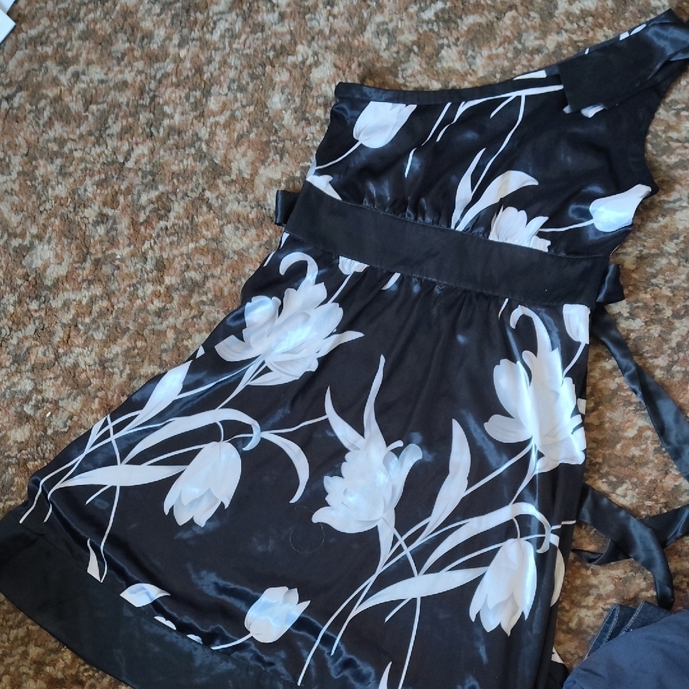 Floral One-Shoulder Dress